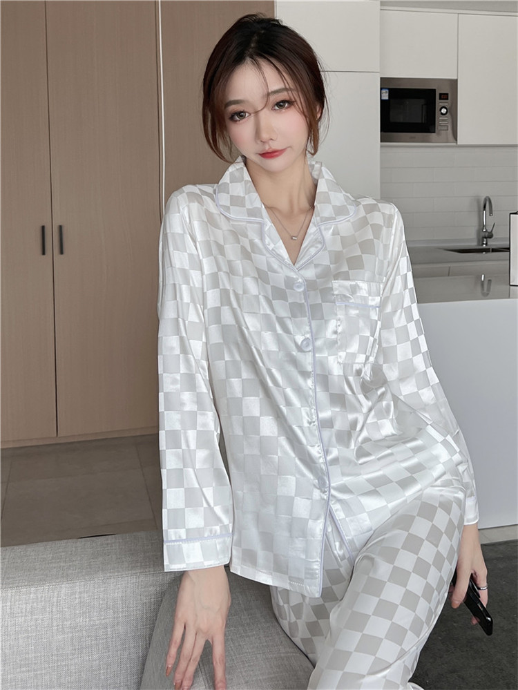 レディース ルームウェア チェック柄長袖前開きパジャマセット