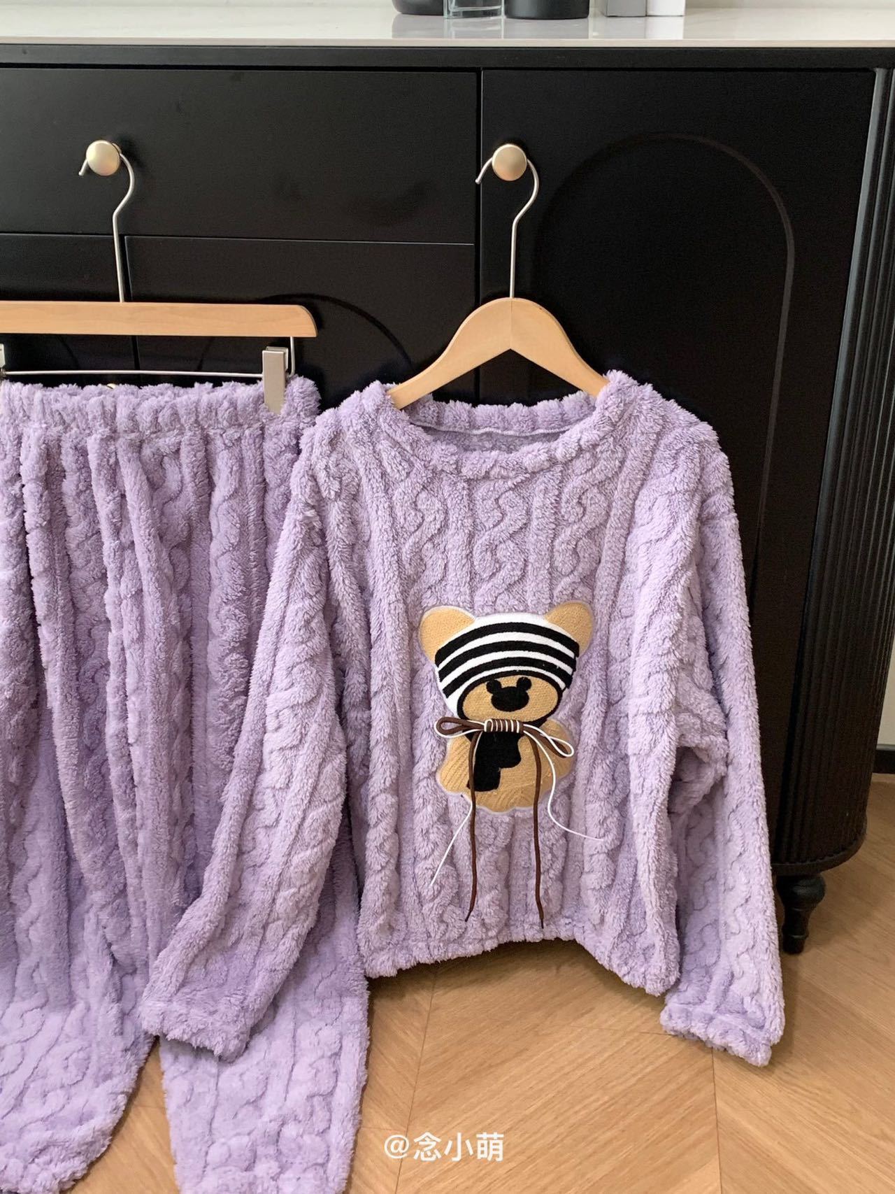 レディース ルームウェア もこもこ厚手パジャマ上下セット くま刺繍