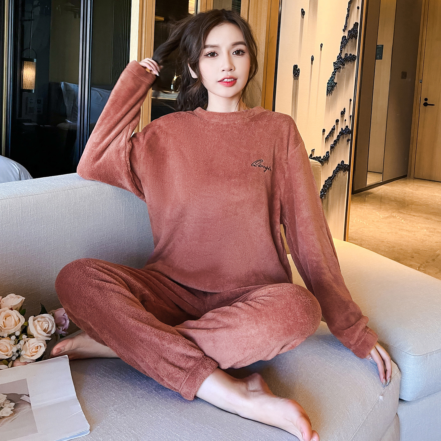 レディース ルームウェア もこもこ素材の上下セットパジャマ長袖