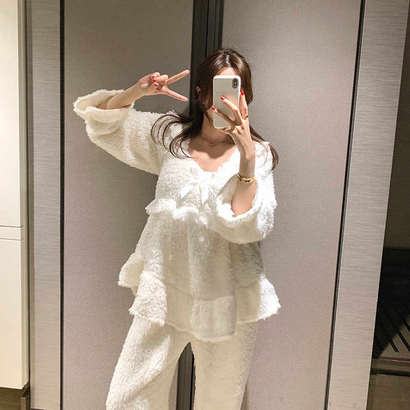 レディース ルームウェア 今季注目の長袖ふわふわ厚手パジャマセット