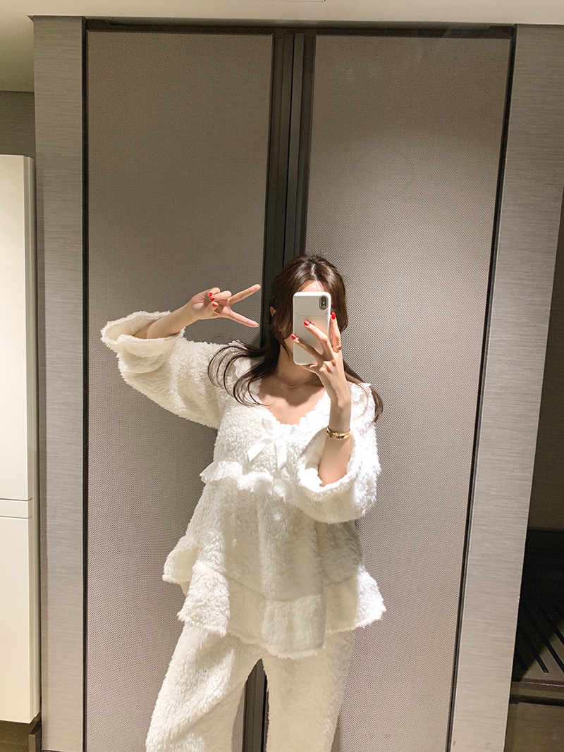 レディース ルームウェア 今季注目の長袖ふわふわ厚手パジャマセット