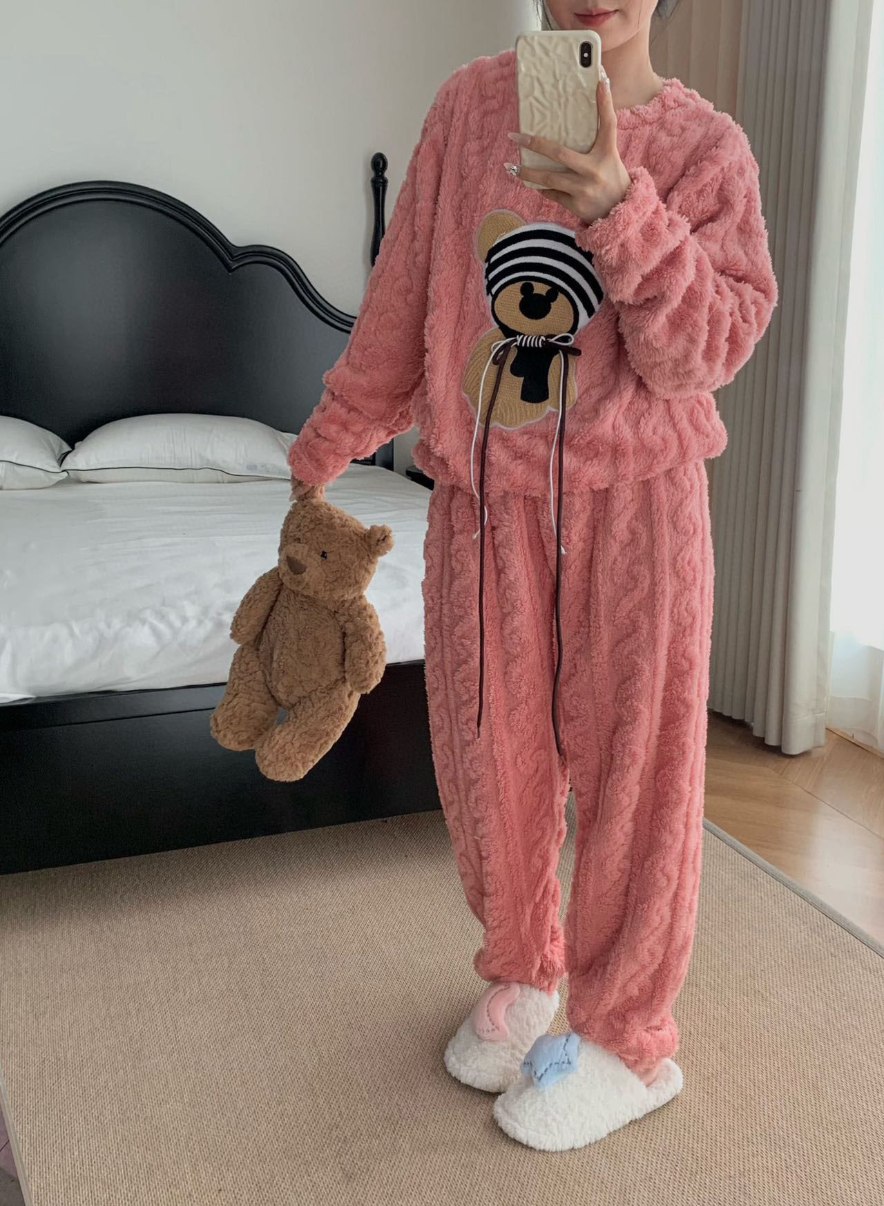 レディース ルームウェア もこもこ暖かパジャマ上下セット くま刺繍付き