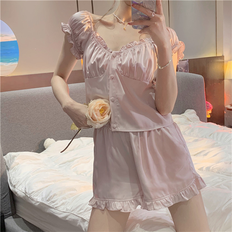 https://fulmo-img-server.com/roomwear-lab/b686c7ca-0a18-4250-ae40-e825d115cc76.jpg