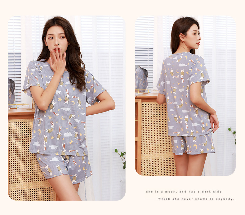 https://fulmo-img-server.com/roomwear-lab/c9a05f6b-b2ce-4e32-ba01-9862d2a95d40.jpg