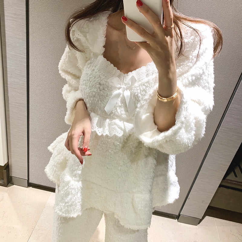 レディース ルームウェア 今季注目の長袖ふわふわ厚手パジャマセット