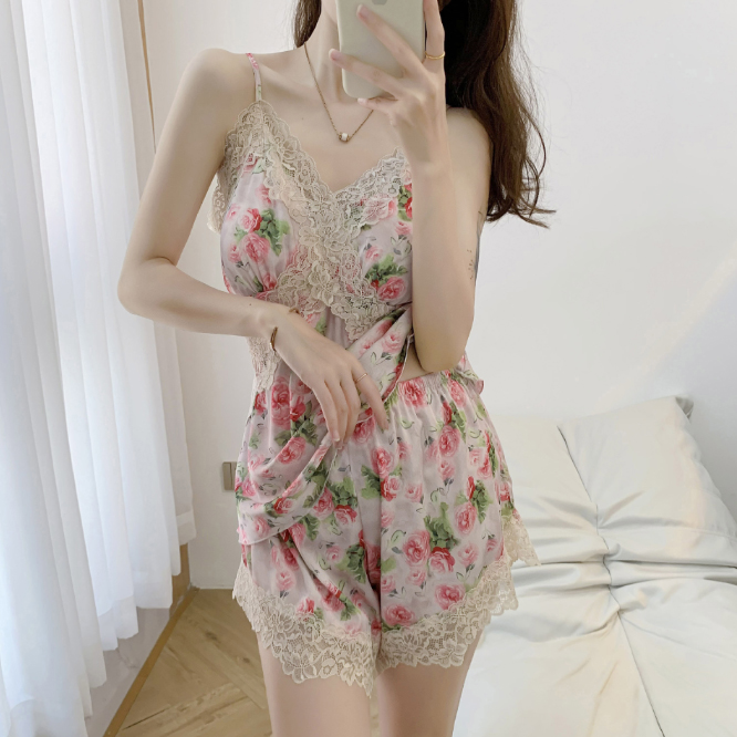 https://fulmo-img-server.com/roomwear-lab/f605e746-00db-420e-a783-915e00e6fb3b.jpg