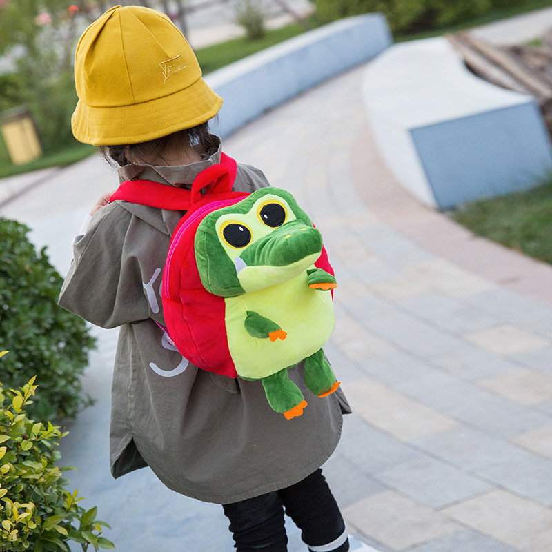 子どもリュックアウトドア恐竜ぬいぐるみ付き