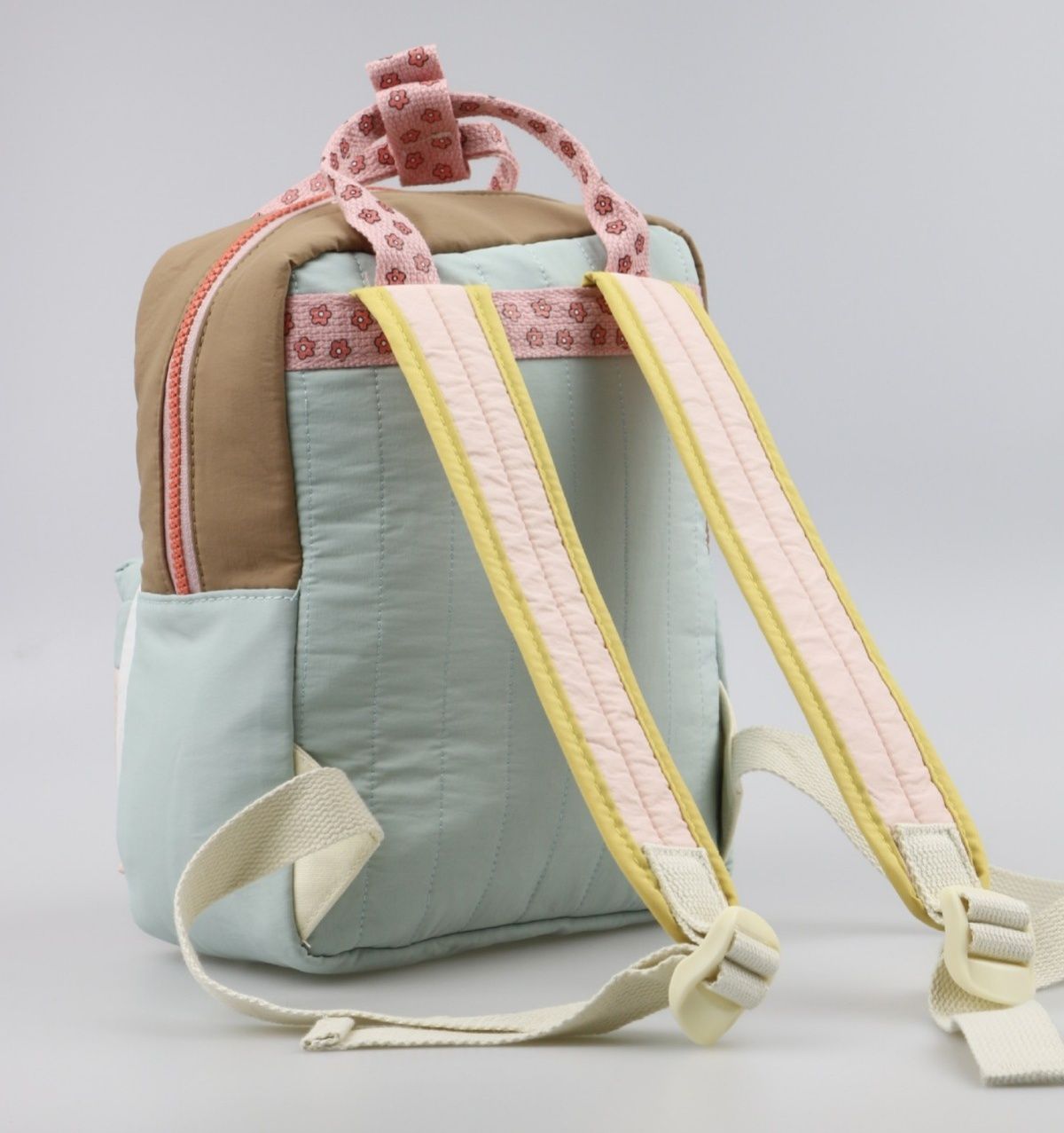 子どもリュック通園花柄ハンドル付き配色ポケット