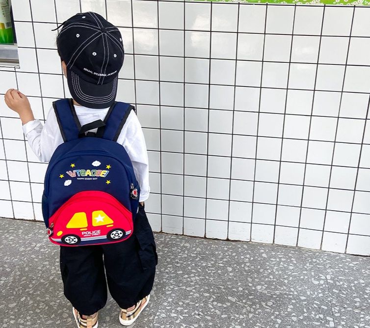 子どもリュック通園パトカーモチーフの立体デザイン
