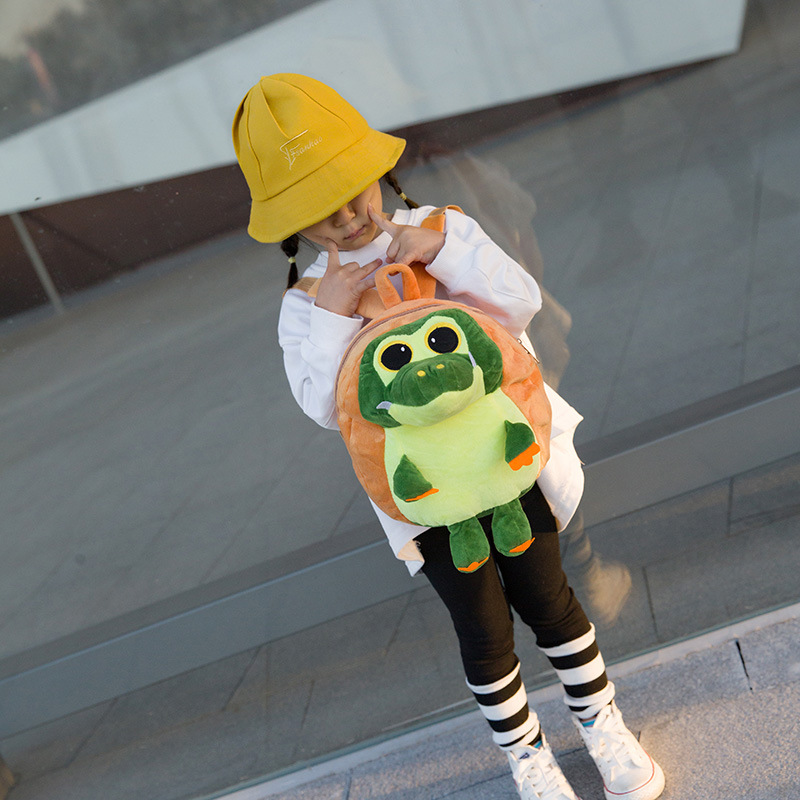 子どもリュックアウトドア恐竜ぬいぐるみ付き