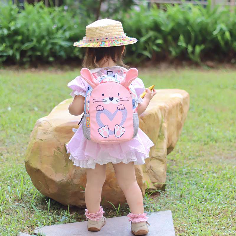 子どもリュック アウトドア用 かわいいうさぎさんの冒険リュック