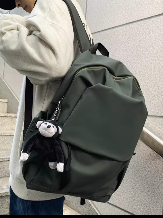 メンズリュック シンプル防水ナイロンデイパック
