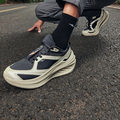 フィットネスシューズ ランニング 奔跳二代衝撃吸収