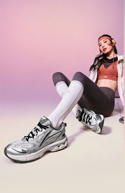 フィットネスシューズ ランニング 雲のような足取り疾走シューズ