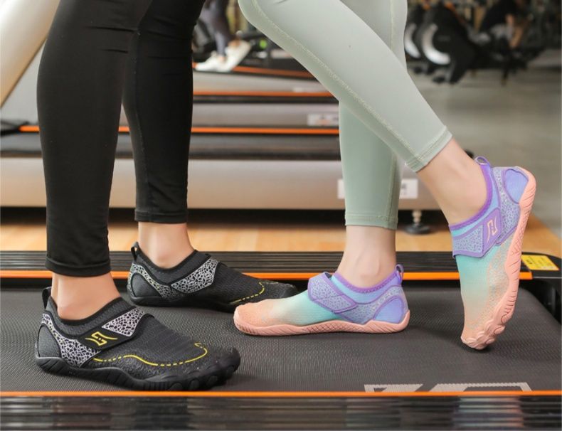 フィットネスシューズ 室内用 素足感覚トレーニングスリッパ