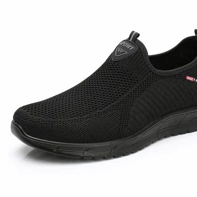フィットネスシューズ 軽量通気性抜群スリッポン型ランニングシューズ