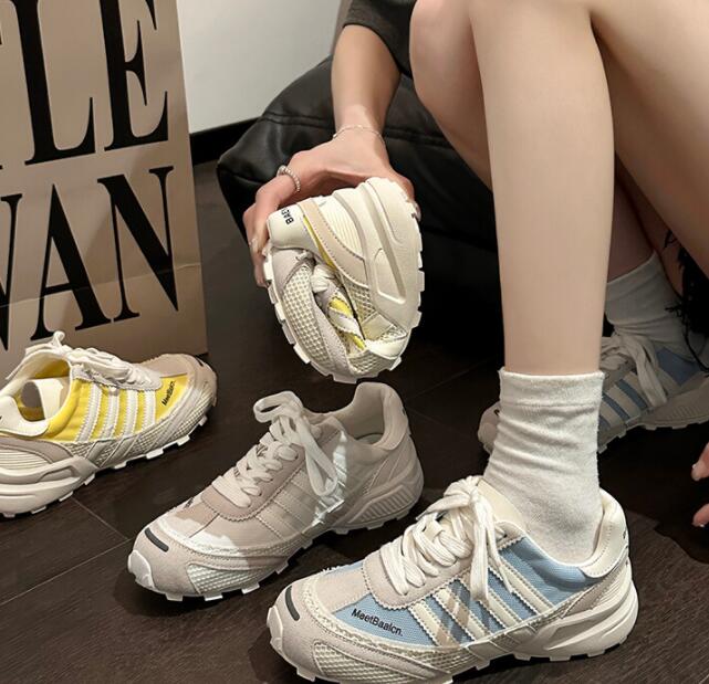 女性用メッシュローカット運動靴 通気性抜群フィットネスシューズ