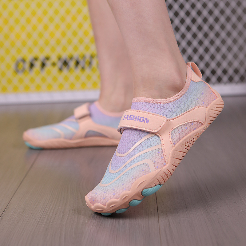 フィットネスシューズ エアフィット 軽量トレーニングシューズ