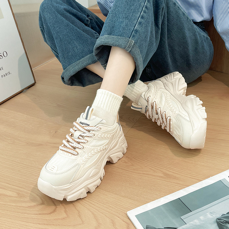 フィットネスシューズ 厚底立体ソール波型デザインランニングシューズ