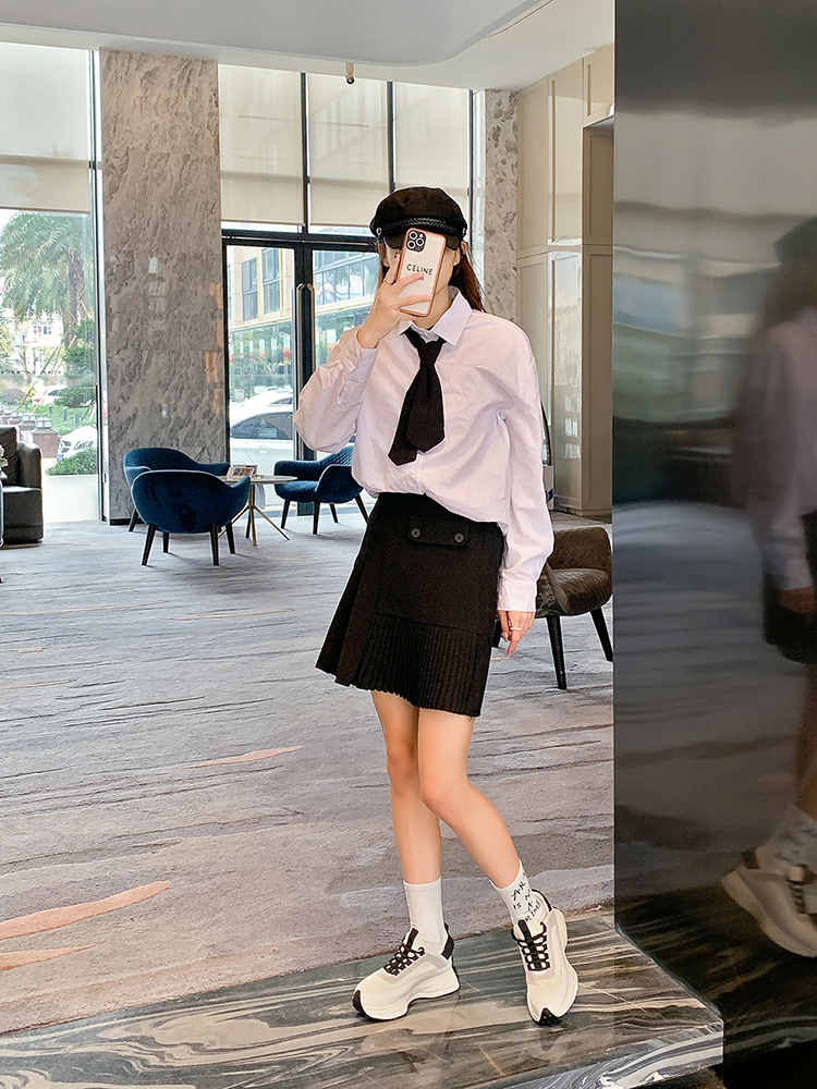 フィットネスシューズ 厚底ソール搭載ランニングフィットネスシューズ