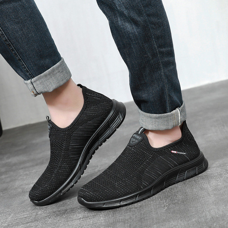 フィットネスシューズ 軽量通気性抜群スリッポン型ランニングシューズ