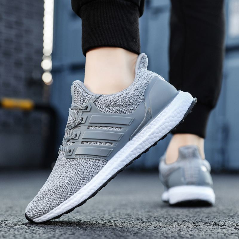 フィットネスシューズ 軽量編み込みメッシュ反発底ランニングシューズ