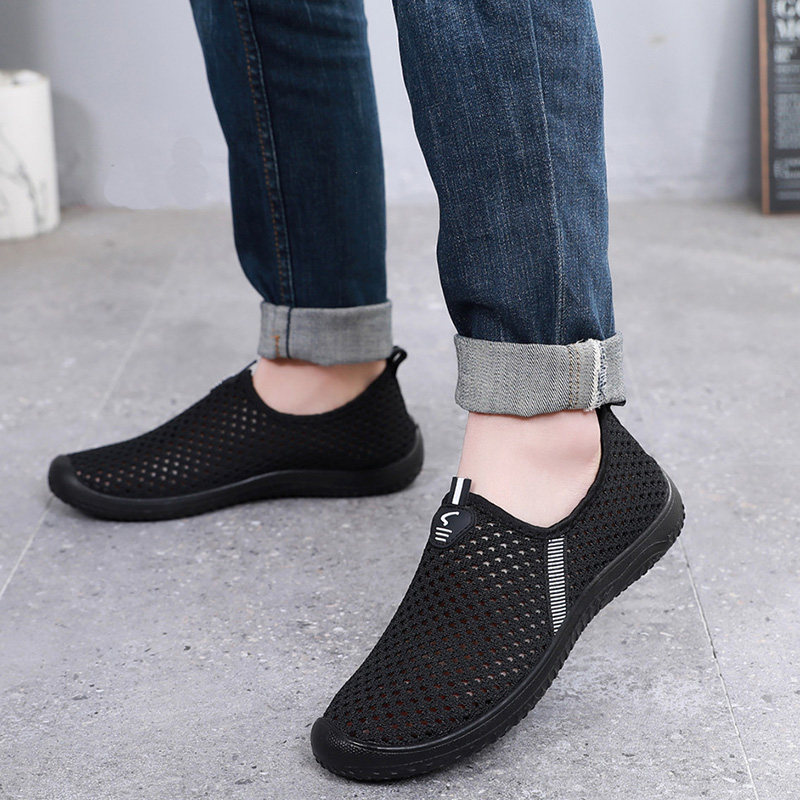 フィットネスシューズ 通気性抜群メッシュ編み軽量ランニングスリッポン