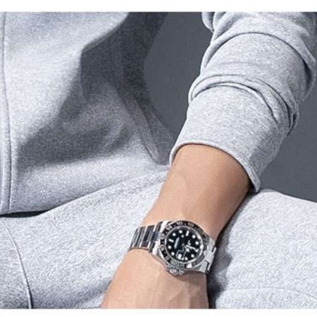 https://fulmo-img-server.com/runvibe/1731555706527_93yhf5o7_cropped.jpg