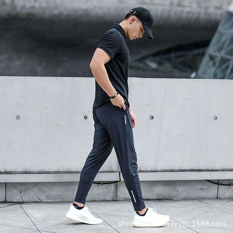 https://fulmo-img-server.com/runvibe/f102008b29d0451aa10bc140ea8411b9.jepg