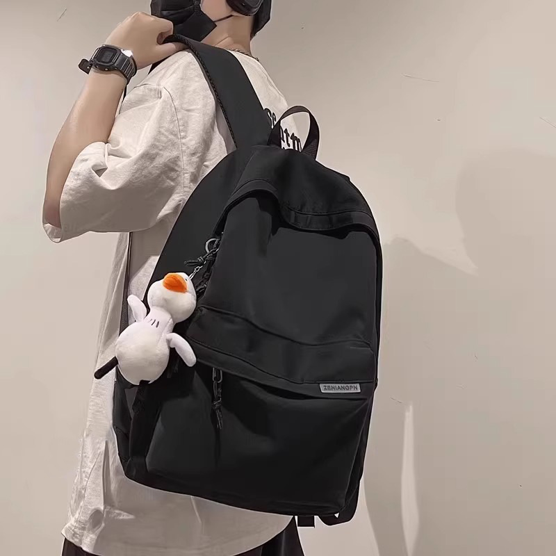  ぬいぐるみ付きシンプル旅行大容量リュックサック