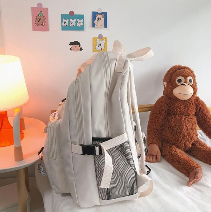  レディースリュック マルチポケット可愛いぬいぐるみ付きリュック