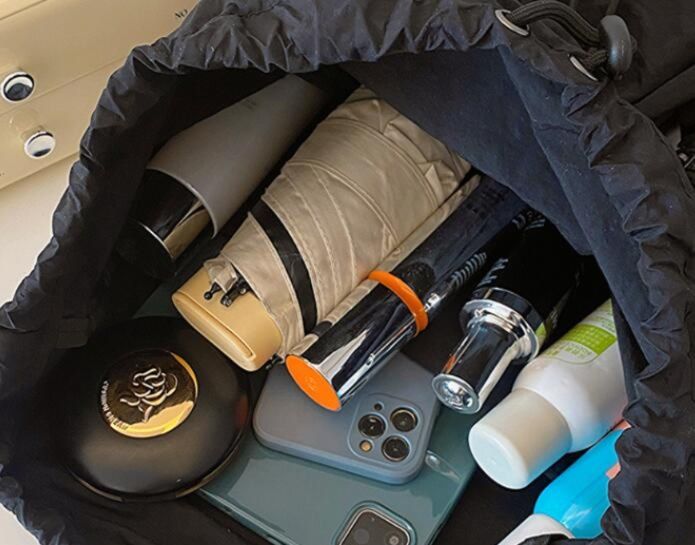 レディースリュック  普段使い大容量リュック 巾着型 全9色