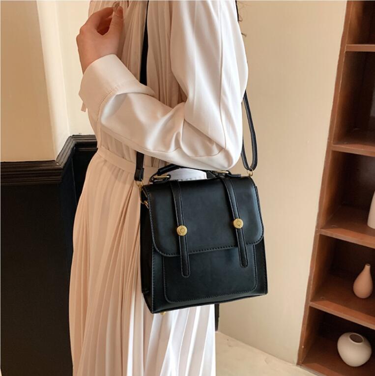 レディースリュック 韓国風旅行バッグ多機能ハンドバッグ三色展開