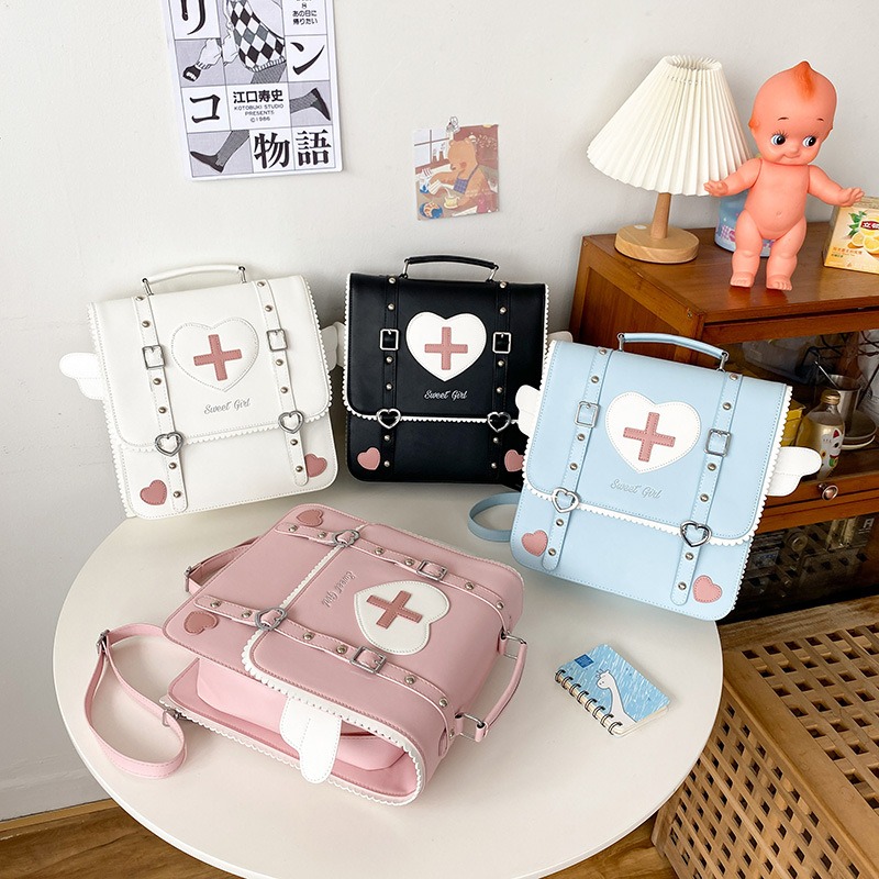 レディースリュック 可愛いハート十字柄三通り普段使いリュック