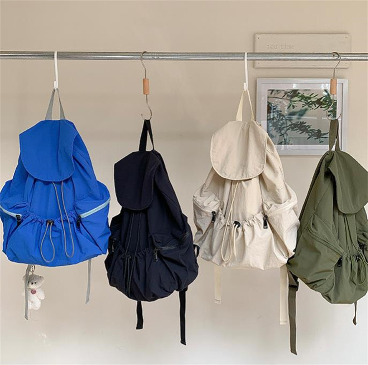 レディースリュック 普段使い大容量リュック 紐調整可能 軽量