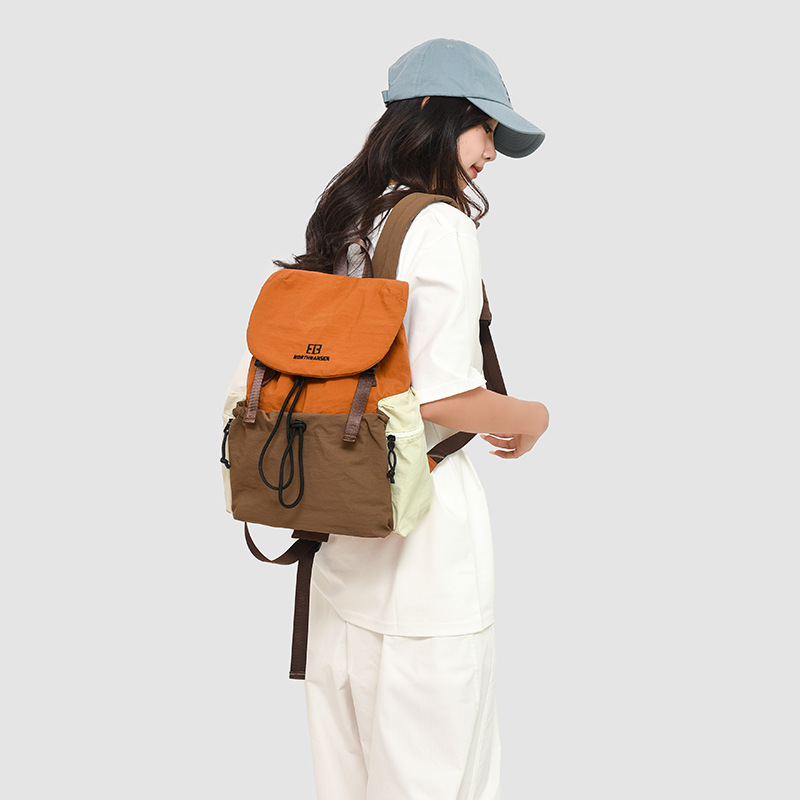 普段使いに最適なおしゃれレディースリュックサック