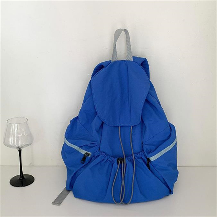 レディースリュック 普段使い大容量リュック 紐調整可能 軽量