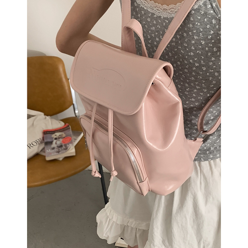 普段使いレディースリュックサック多収納かばん