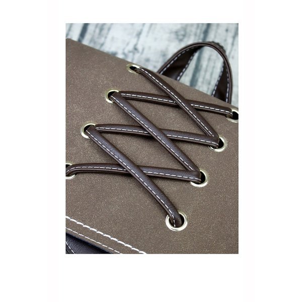 レディースリュック 普段使い革製 編み上げ風リュック