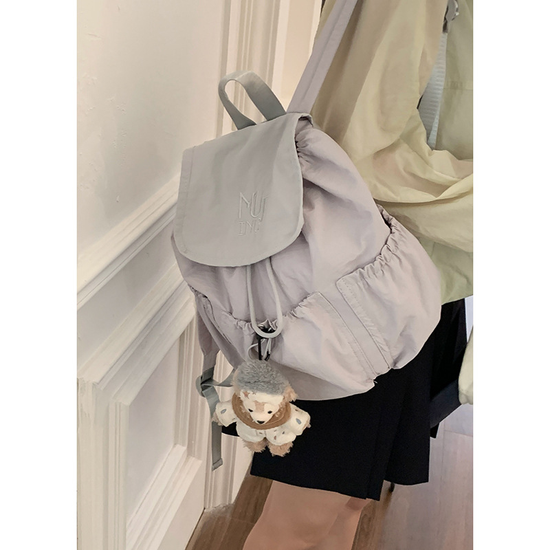 普段使いレディースリュック巾着型かばん