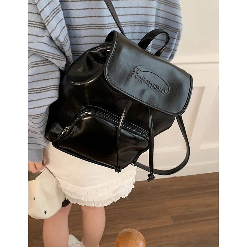 普段使いレディースリュックサック多収納かばん