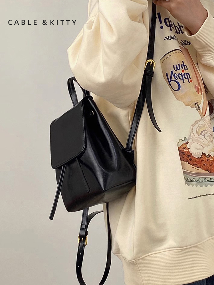 レディースリュック 上品シンプル フラップミニリュック