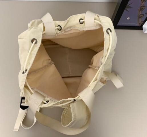 レディースリュック 普段使い 斜めがけ対応ショルダーバッグ通学鞄