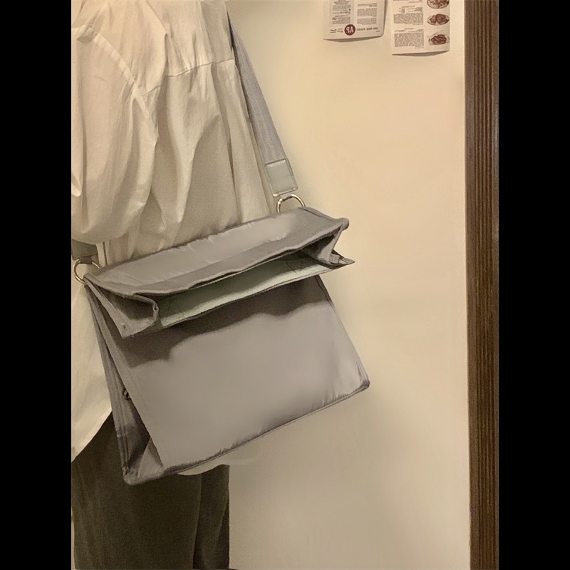 レディースリュック 普段使い対応 多機能ナイロン製ショルダーバッグ