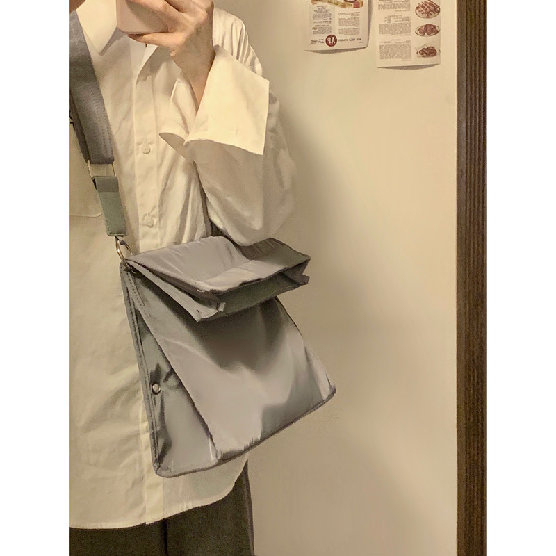 レディースリュック 普段使い対応 多機能ナイロン製ショルダーバッグ