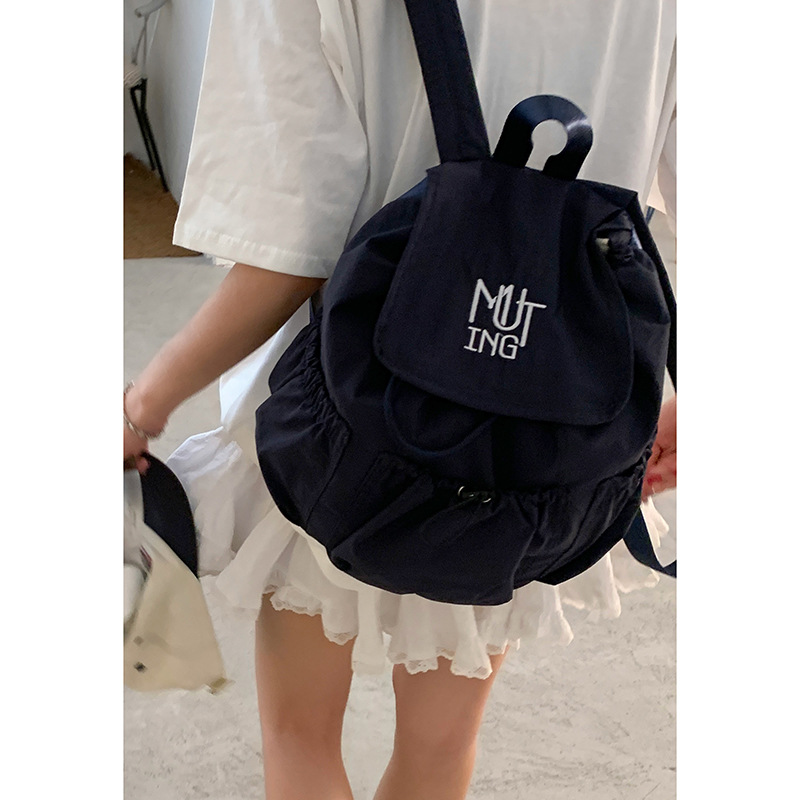 普段使いレディースリュック巾着型かばん