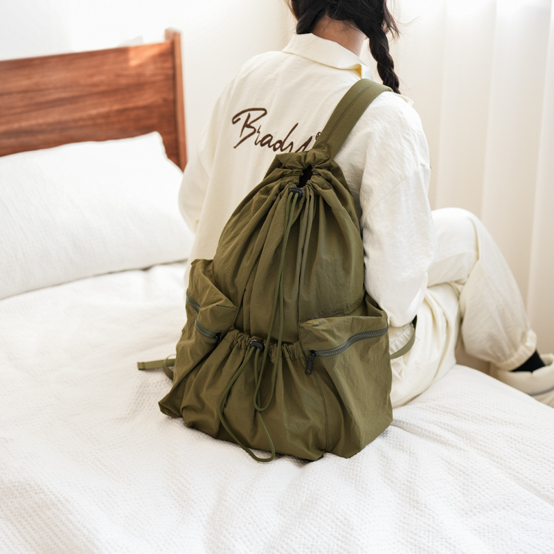 レディースリュック  普段使い大容量リュック 巾着型 全9色