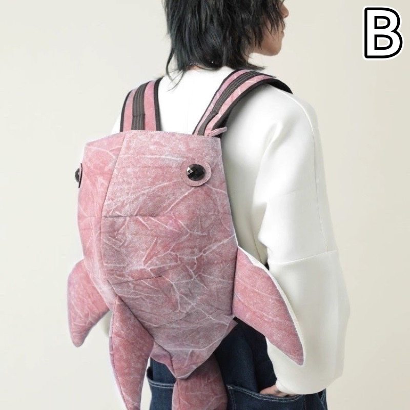 レディースリュック 普段使いサメ型リュックキャンバス鞄
