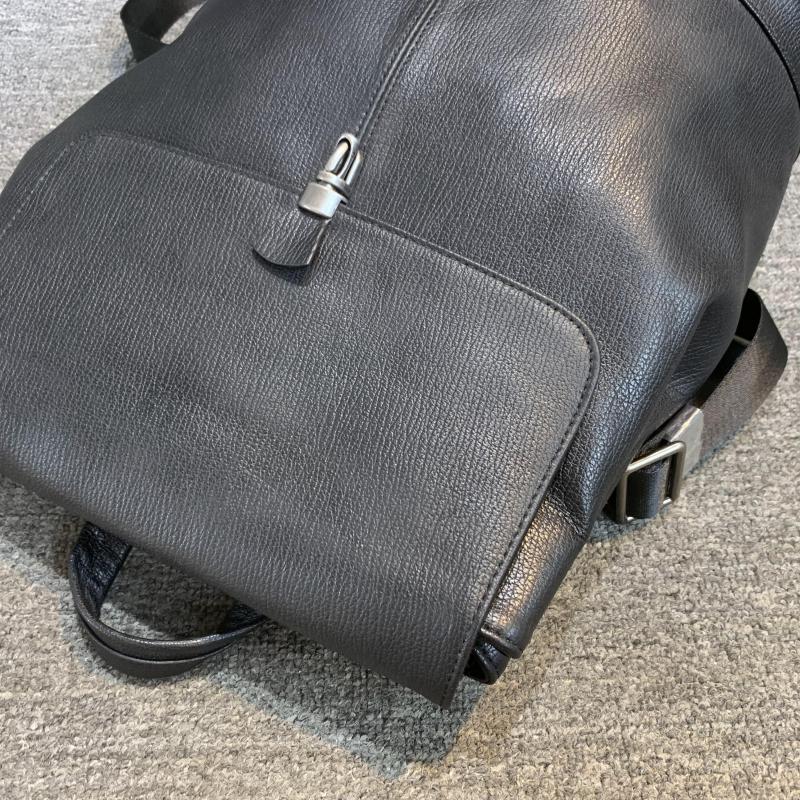 レディースリュック上質革製フラップ式通勤リュック