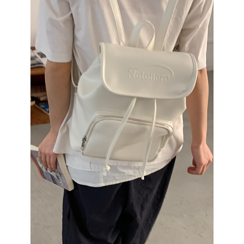 普段使いレディースリュックサック多収納かばん